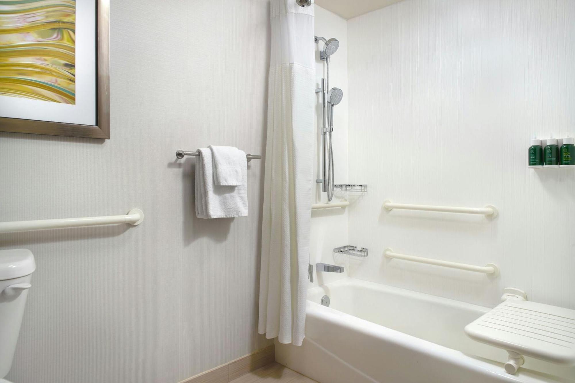 Courtyard Greenville Haywood Mall Екстериор снимка