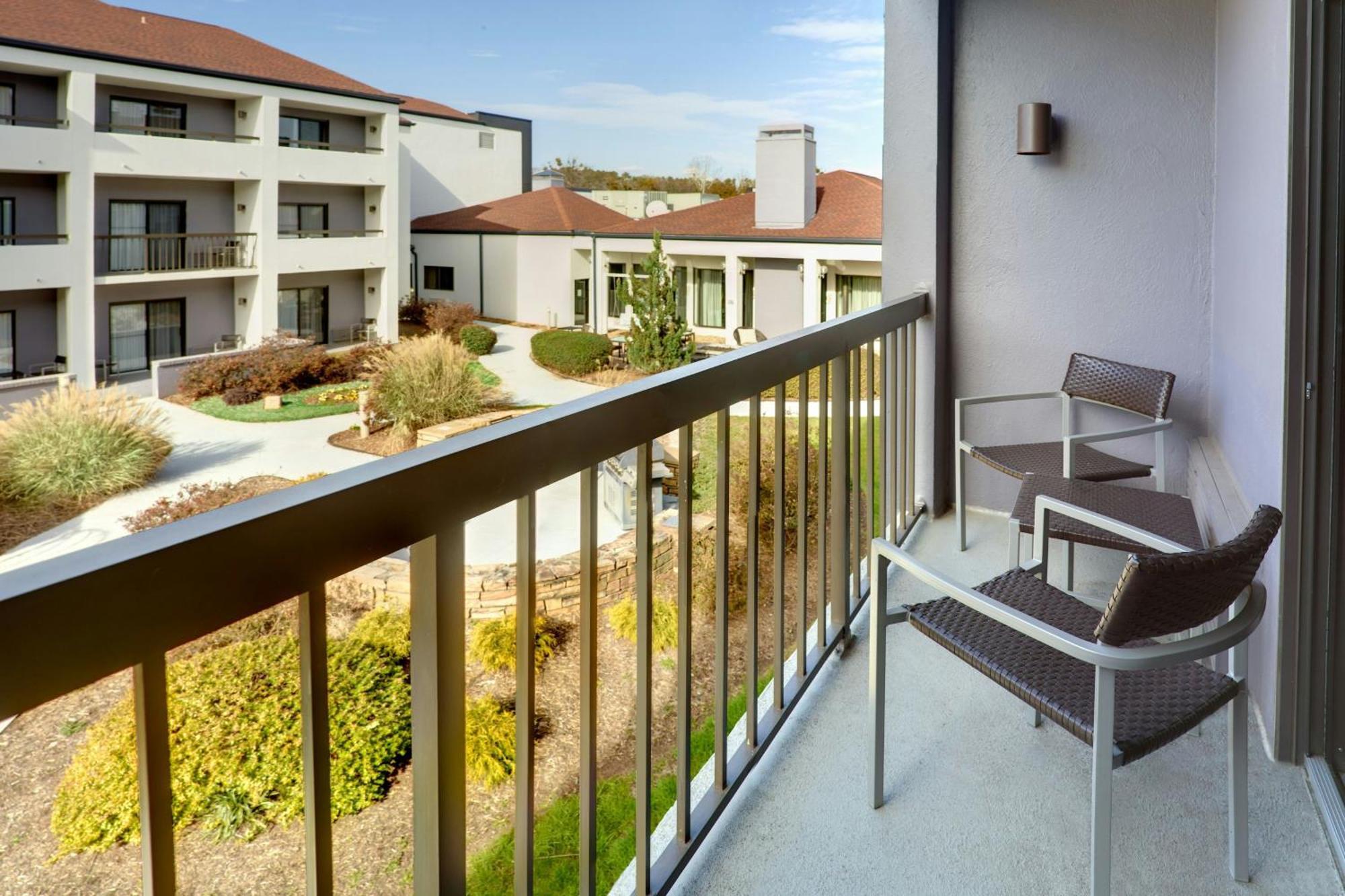 Courtyard Greenville Haywood Mall Екстериор снимка