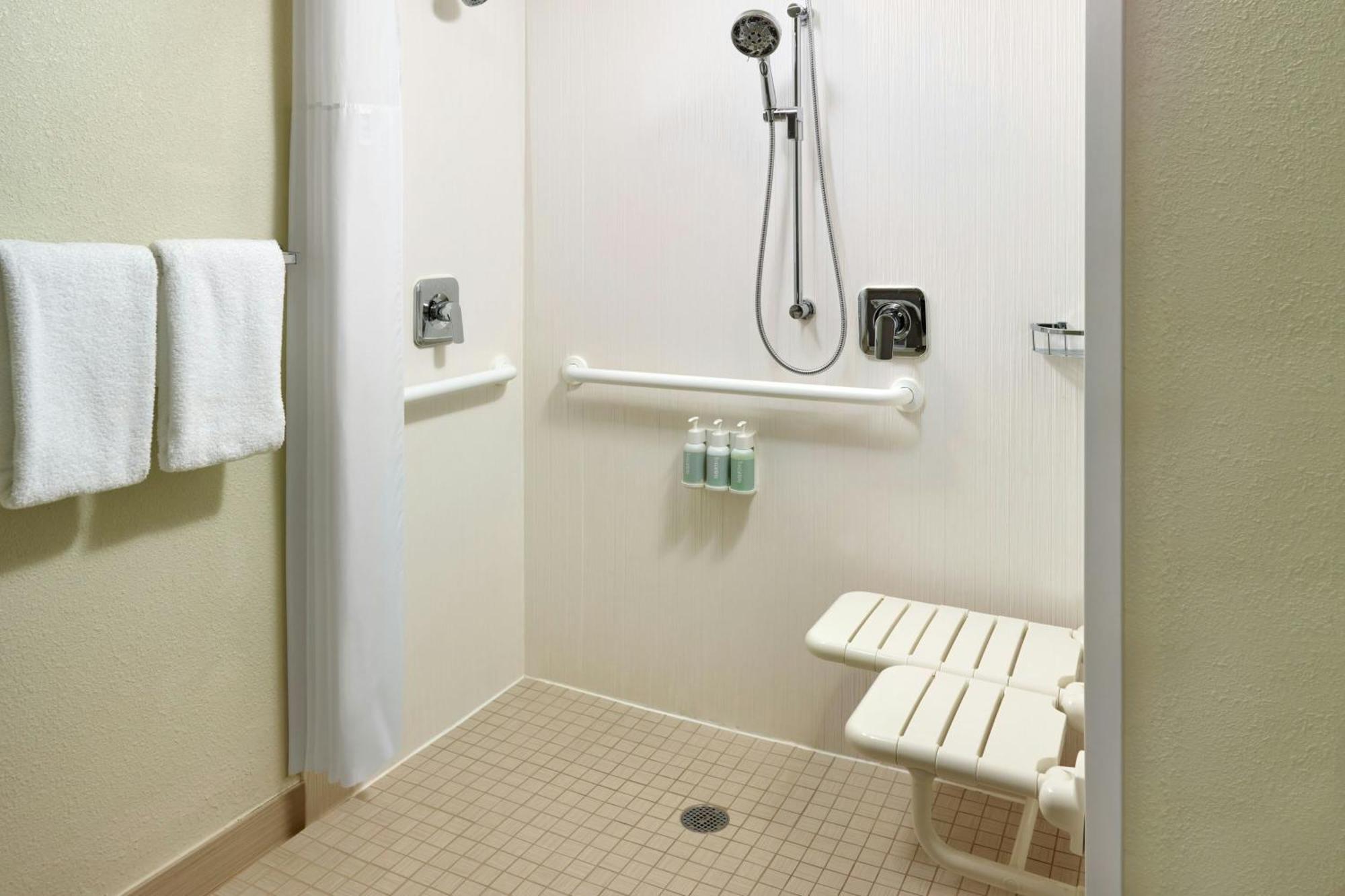 Courtyard Greenville Haywood Mall Екстериор снимка