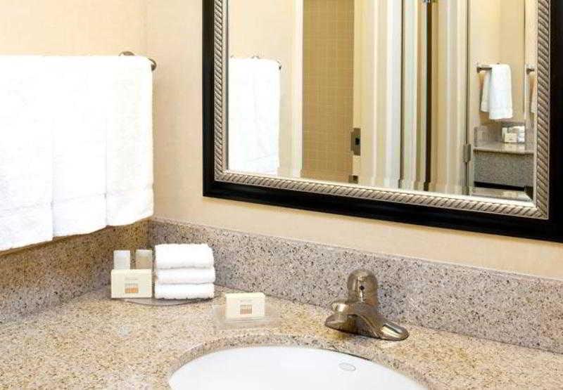 Courtyard Greenville Haywood Mall Екстериор снимка